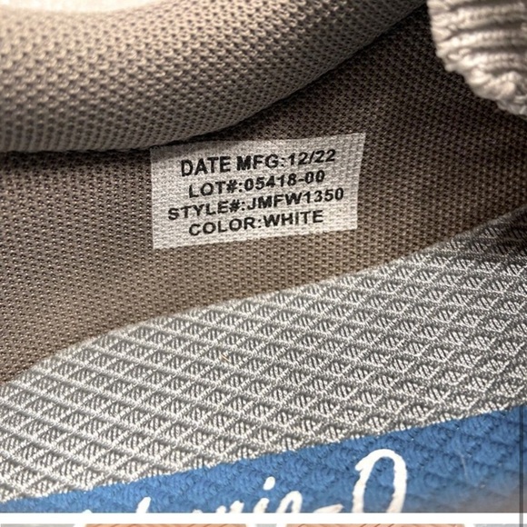 Johnnie-O Techknit Light Grey Sneakers Size 11 - Picture 10 of 11